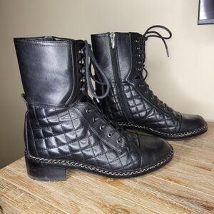 Vince Camuto Joanie Quilted Leather Butter Calf Black Moto Combat Boots Size 8